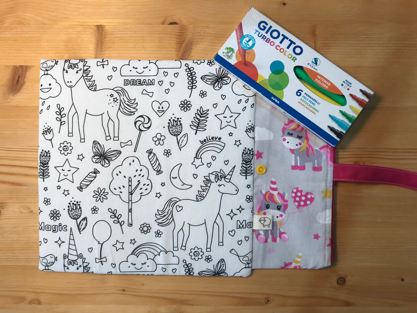 Pagina da colorare UNICORNI