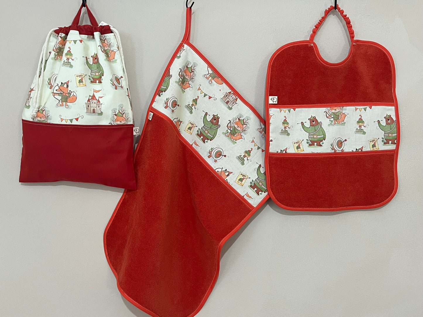 Set Asilo Robin Hood rosso