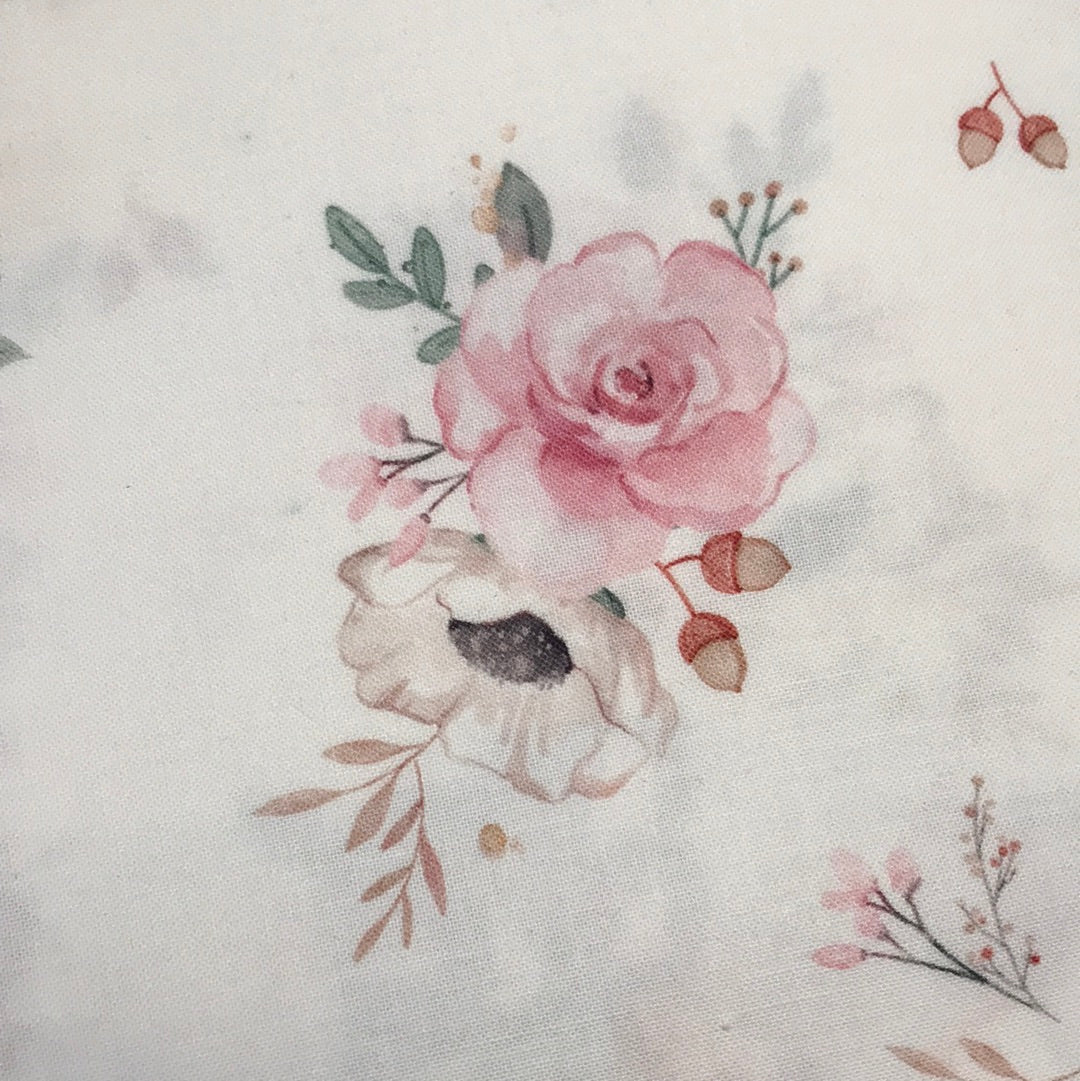 Cotone Premium Volpi e Tassi in Fiore